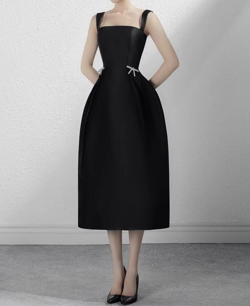 Sleeveless Square Neck Plain Midi A-Line Wedding Dress
