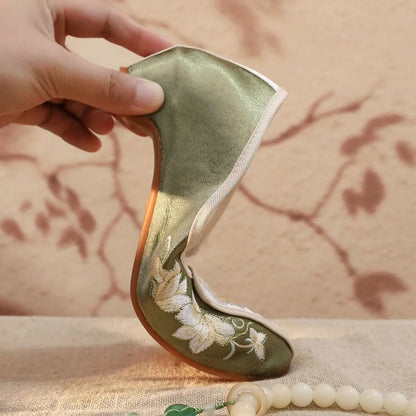 Floral Embroidered Panel Pumps