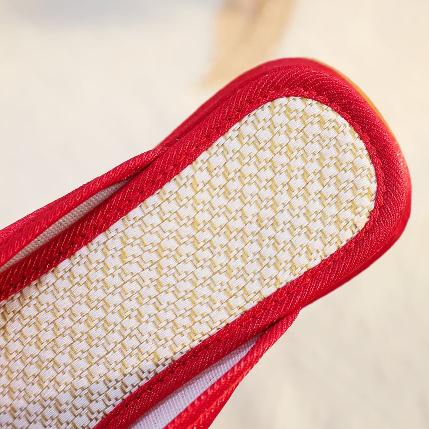 Floral Embroidered Faux Pearl Mules