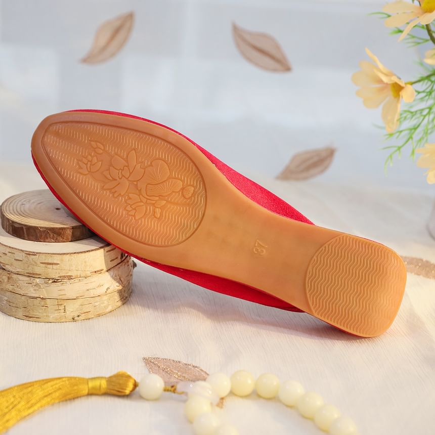 Floral Embroidered Faux Pearl Mules