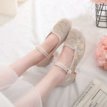 Block Heel Embroidered Shoes