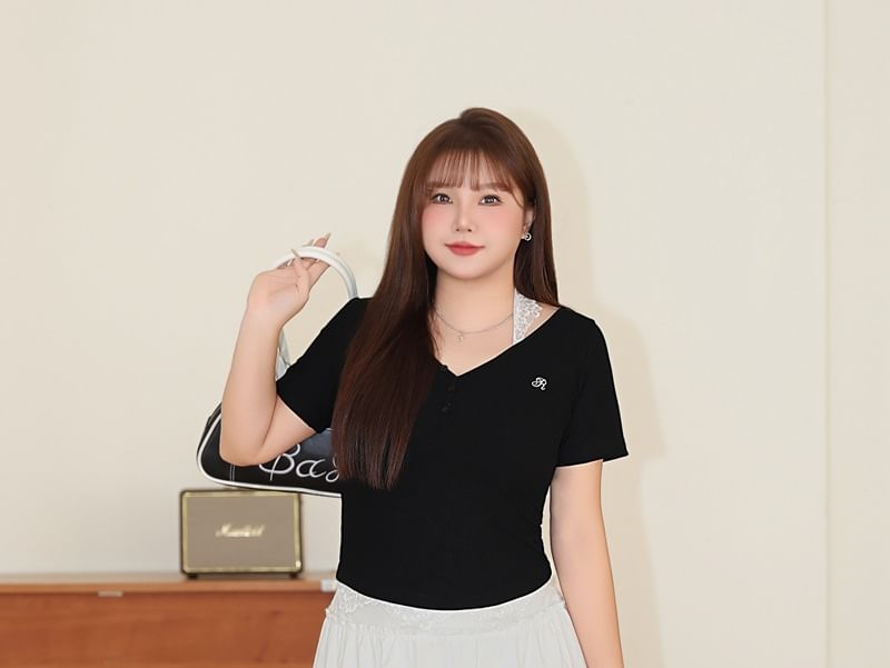 Plus Size Lace Trim V-Neck Tee