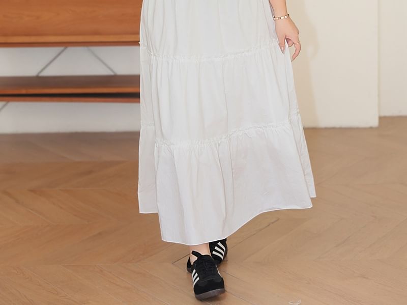 Plus Size Lace Trim V-Neck Tee