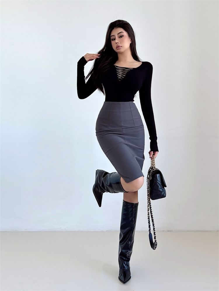 Ribbed Knit Lace-Up Long Sleeve Top