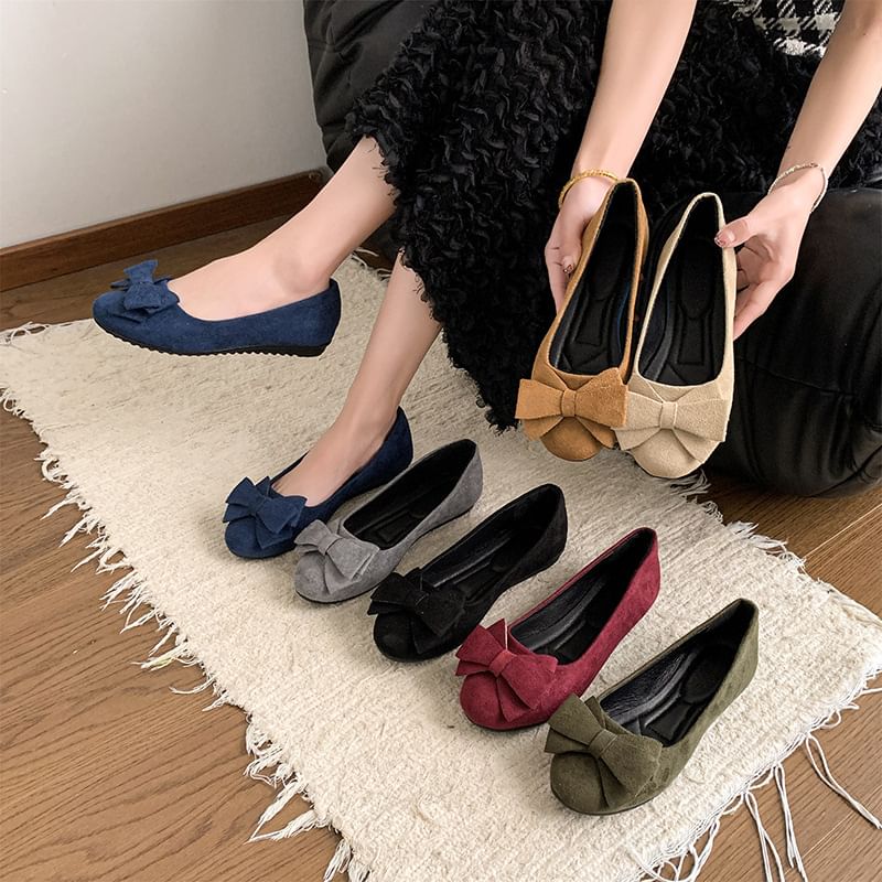 Plain Bow Detail Flats