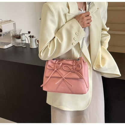 Chain Strap Bow Faux Leather Shoulder Bag