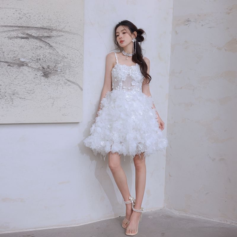 Spaghetti Strap Plain Floral Applique Mesh Mini A-Line Cocktail Dress