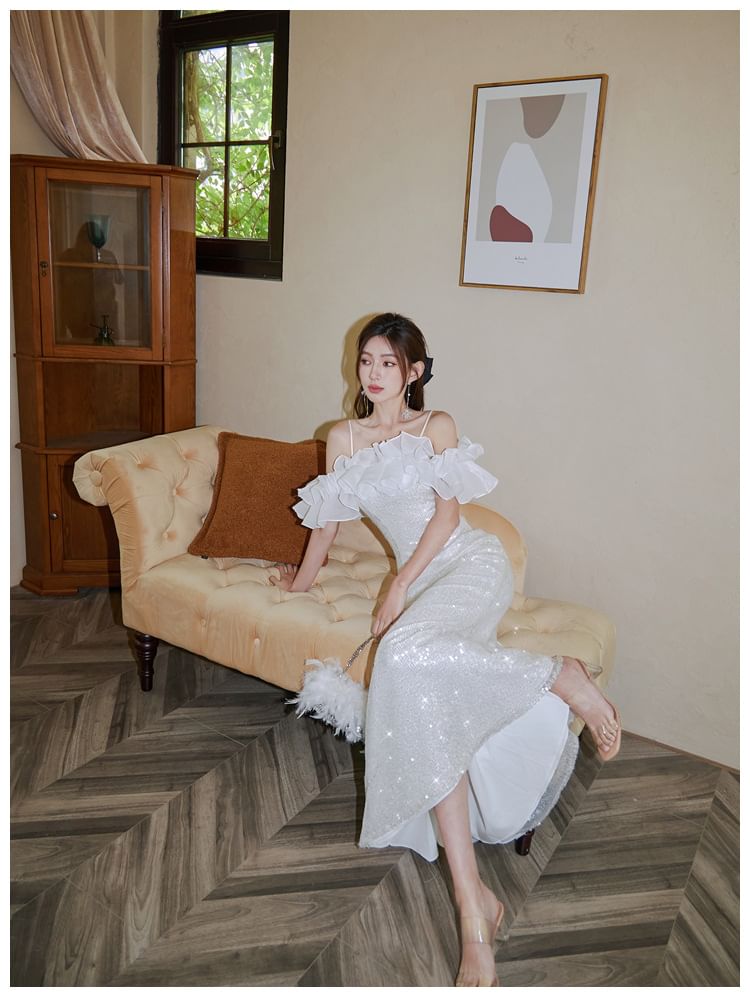 Gown Trim Sequin Ruffle Strap Sheath Evening Spaghetti