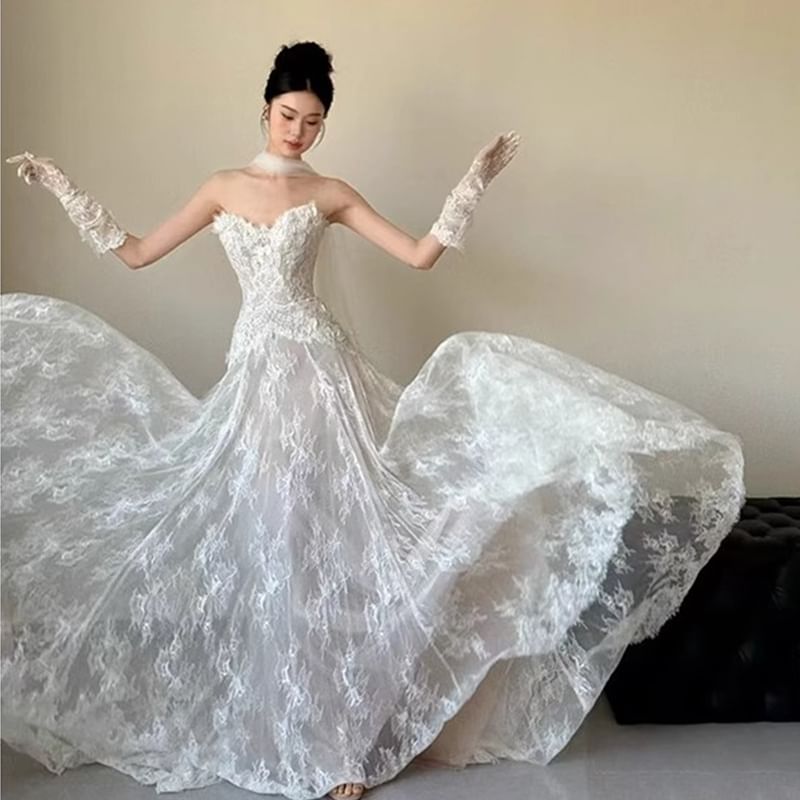 Lace Wedding Tube Plain A-Line Gown