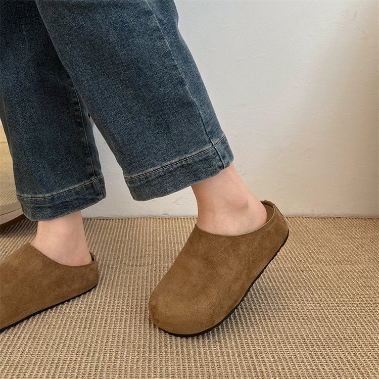 Plain Mules Platform