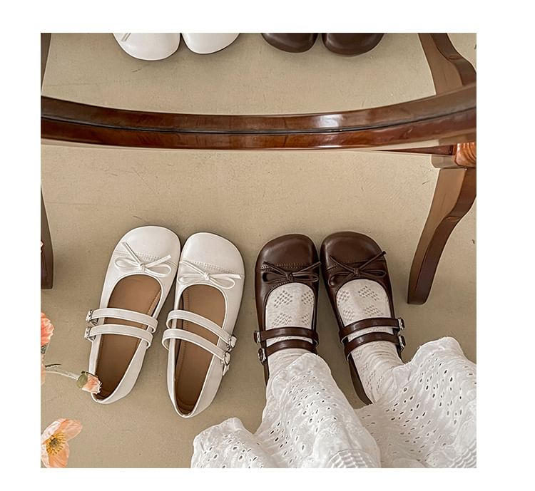 Bow Mary Jane Shoes