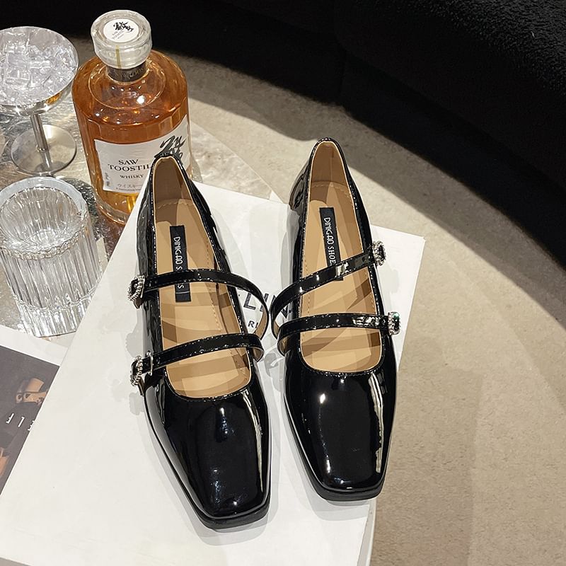 Square-Toe Low Heel Double Strap Sandals