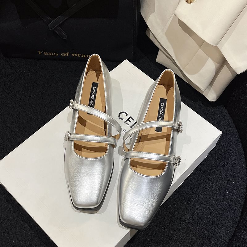 Square-Toe Low Heel Double Strap Sandals