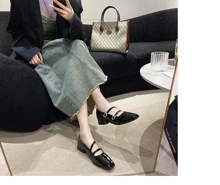 Square-Toe Low Heel Double Strap Sandals