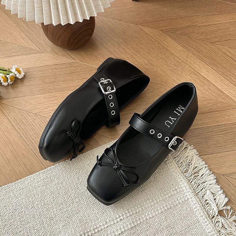 Square-Toe Bow Mary Jane Shoes