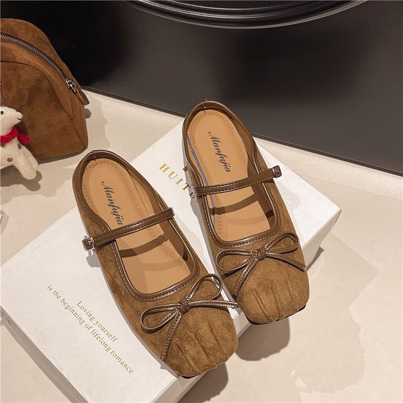 Square-Toe Bow Mary Jane Mules