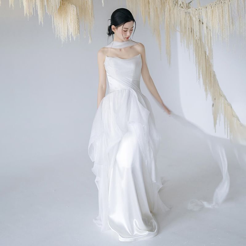 Set: Strapless Plain Mesh Panel A-Line Wedding Gown + Scarf