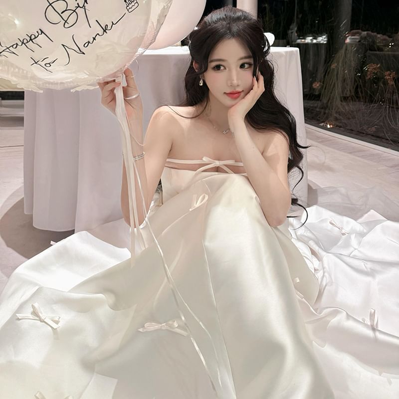 Wedding Accent Strapless Gown Bow Plain Satin A-Line