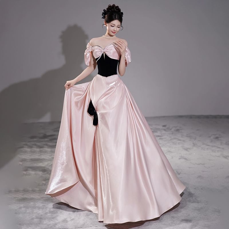 Off-Shoulder Two Tone Bow Accent Ruched A-Line Evening Gown