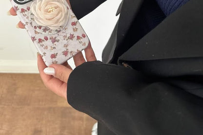 Floral Magnetic (Compatible with MagSafe) Phone Case