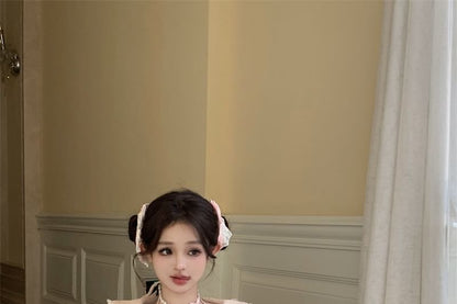 Mock Two-Piece Long-Sleeve Halter Neck Bow Accent Lace Trim Crop Knit Top / High Rise Plain Tiered Mini A-Line Skirt / Half Apron / Set