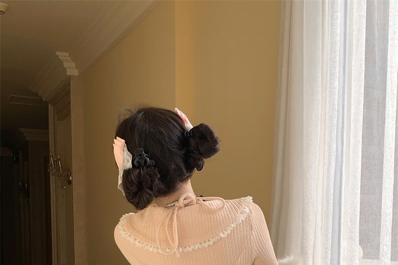 Mock Two-Piece Long-Sleeve Halter Neck Bow Accent Lace Trim Crop Knit Top / High Rise Plain Tiered Mini A-Line Skirt / Half Apron / Set