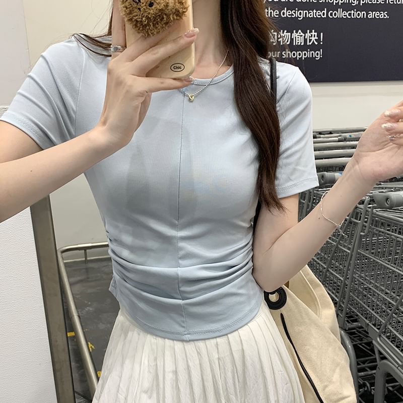 Short-Sleeve Round Neck Ruched Half-Zip Slim Fit T-Shirt