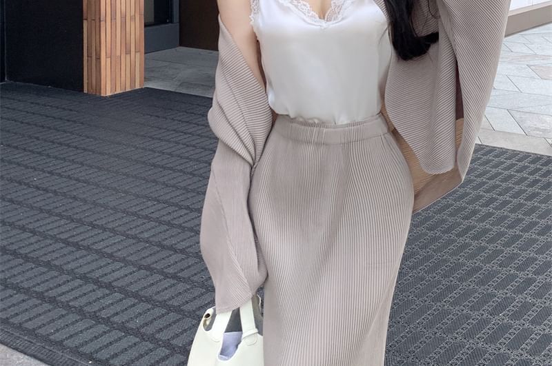 V-Neck Plain Lace Trim Camisole Top / Plain Open Front Jacket / High Waist Fringe Maxi Pencil Skirt