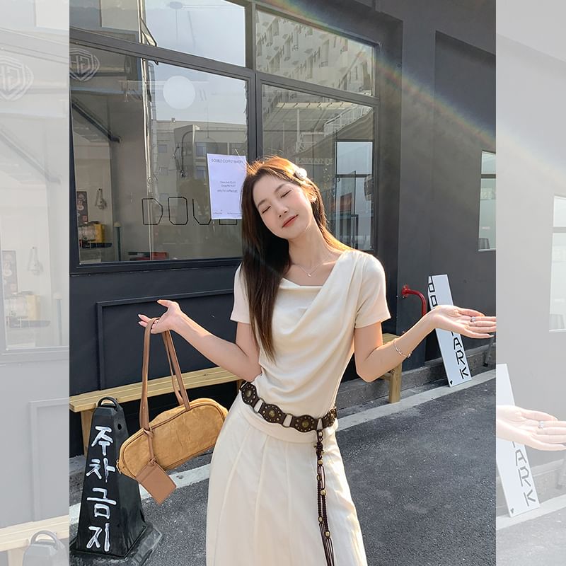 Plain Cowl Fit T-Shirt Neck Ruched Slim Short-Sleeve