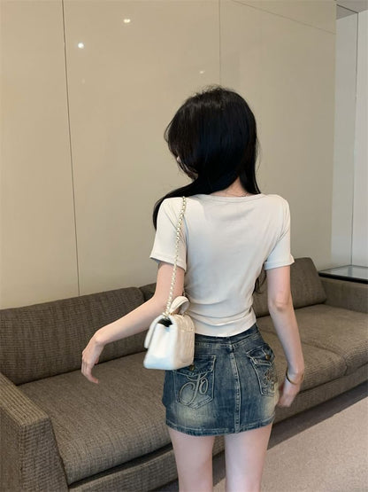 V-Neck Short-Sleeve Plain Slim Tee Fit Trim Button Lace