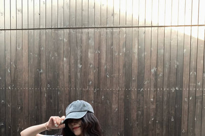 Mock Two-Piece Short-Sleeve V-Neck Plain Lace Trim Slim Fit Tee / High Waist Shorts