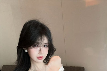 Fit Top Ruffle Asymmetrical Lace Lace-Up Slim Trim Camisole