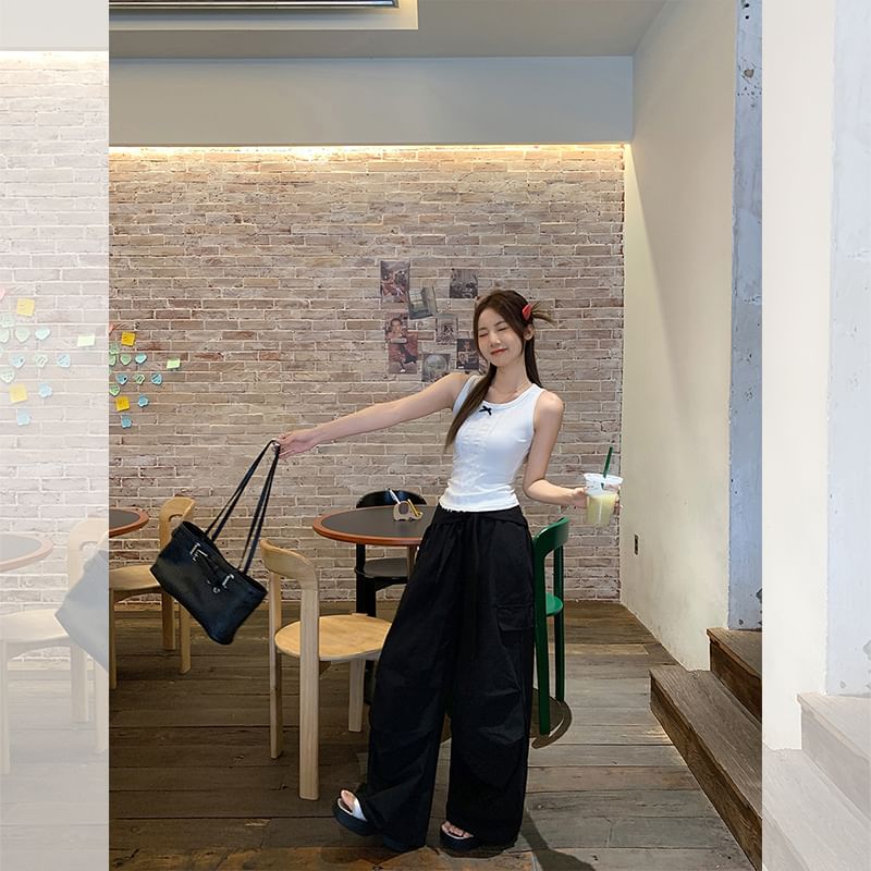 Crew Neck Bow Lace Panel Slim Fit Tank Top