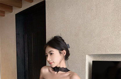 Halter Plain Lace Panel Padded Crop Slim Fit Top