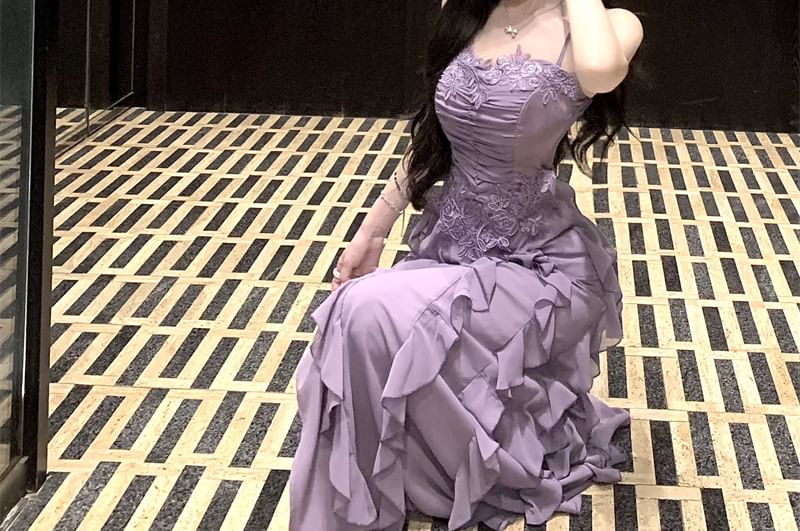 Spaghetti Strap Plain Lace Panel Ruffle Ruched Slit Maxi A-Line Dress