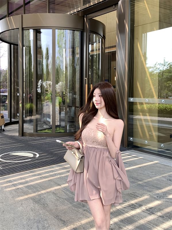 Strapless Lace Panel Bow Accent Mini A-Line Dress / Plain Shawl