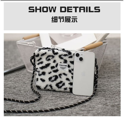 Bag Applique Fleece Crossbody