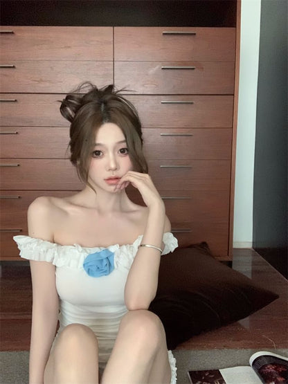 Off-Shoulder Plain Ruffle Flower Detail T-Shirt / High Waist Lace Trim Hot Pants