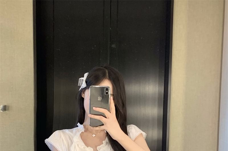 Cap-Sleeve Plain Ruffle Lace Trim T-Shirt