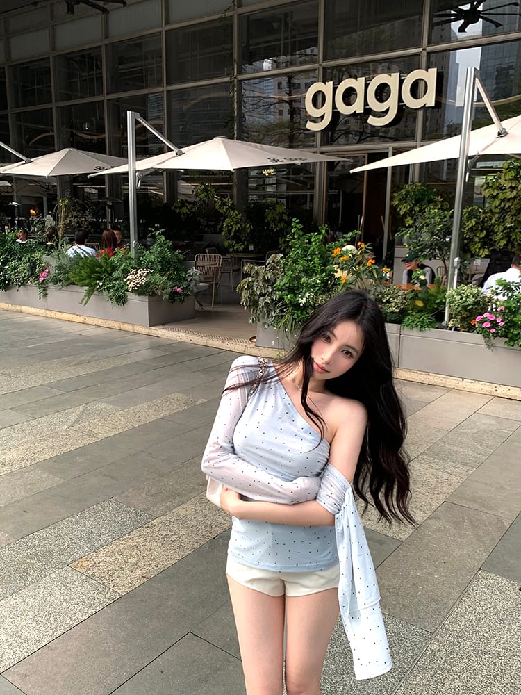 Long-Sleeve One-Shoulder Dotted T-Shirt