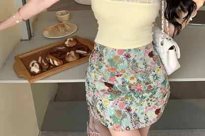 Short-Sleeve Off-Shoulder Plain Lace Trim Tee / High Rise Floral Mini Pencil Skirt