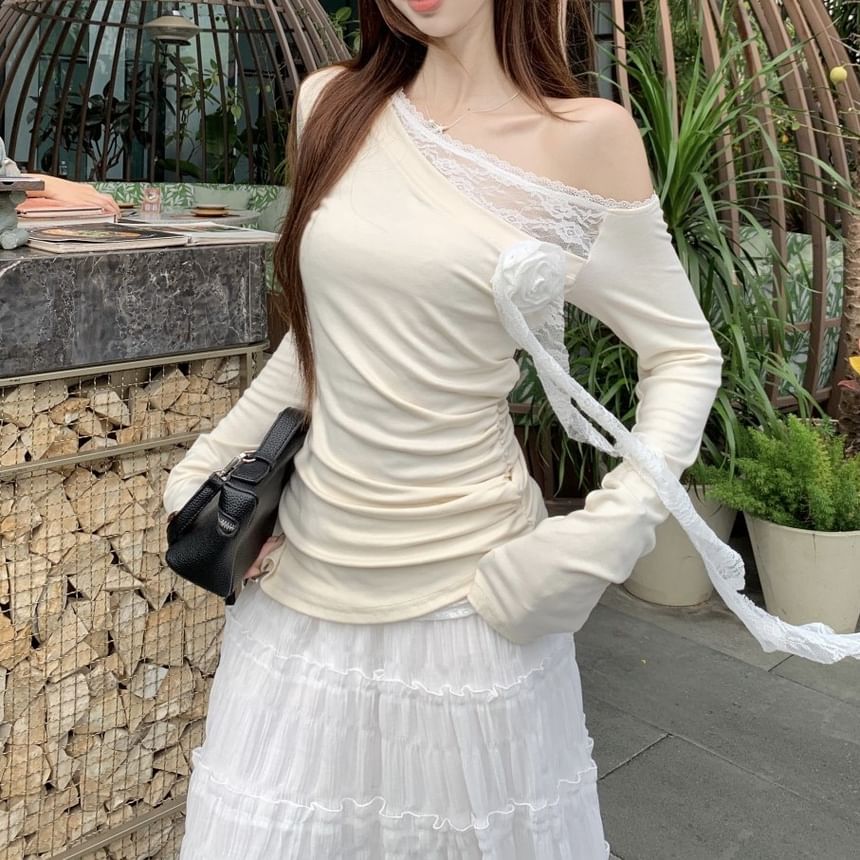 Long-Sleeve One-Shoulder Plain Asymmetrical Lace Trim Ruched Tee / High Rise Maxi A-Line Skirt