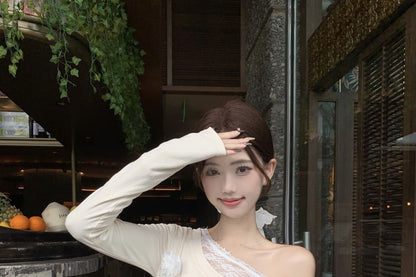 Long-Sleeve One-Shoulder Plain Asymmetrical Lace Trim Ruched Tee / High Rise Maxi A-Line Skirt