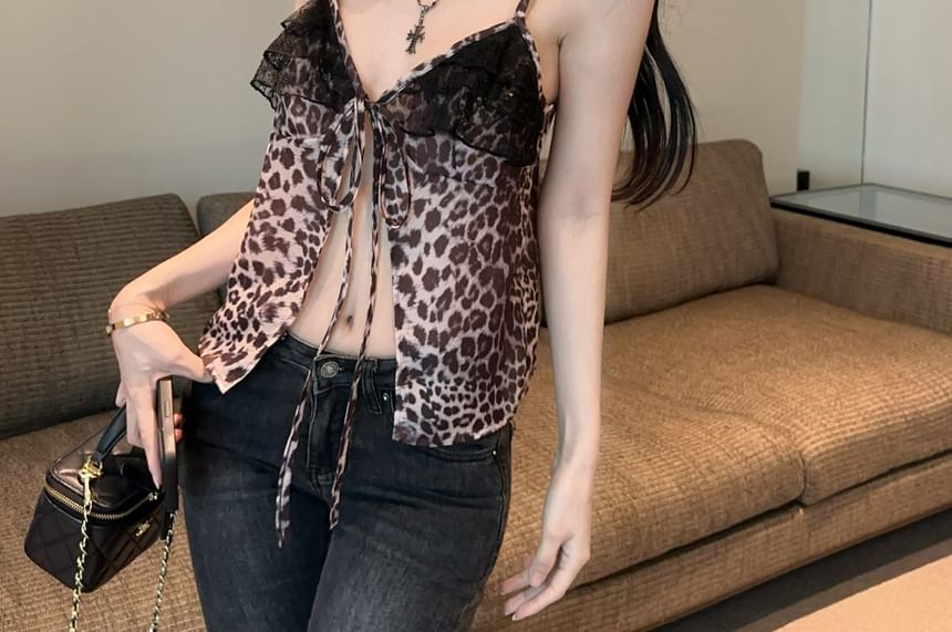 V-Neck Leopard Print Ruffle Panel Tie-Up Slit Cami Top