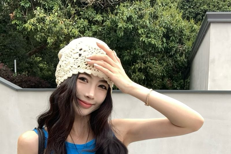 Crew Neck Plain Tie-Up Tank Top