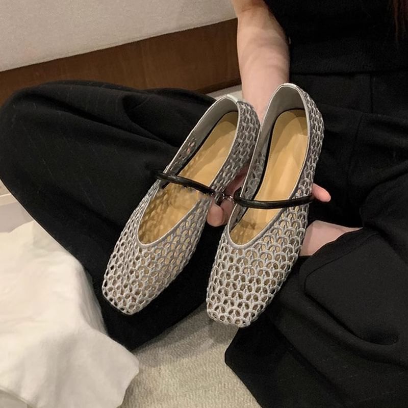 Square Toe Plain Woven Flats