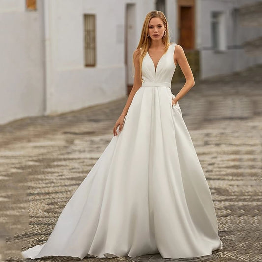 Sleeveless Trained Plain A-Line Evening Gown