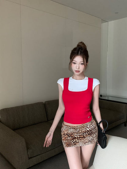 Cap Sleeve Round Neck Dog Print Tee / Square Neck Plain Knit Tank Top / Low Rise Leopard Print Mini Pencil Skirt