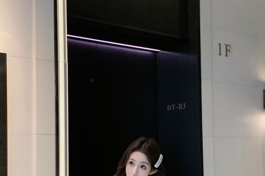 Plain Bow Knit Camisole Top / High Waist Plaid Shorts