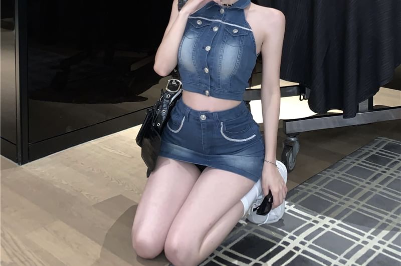 Collared Washed Crop Button Denim Vest / High Waist Mini Pencil Skirt
